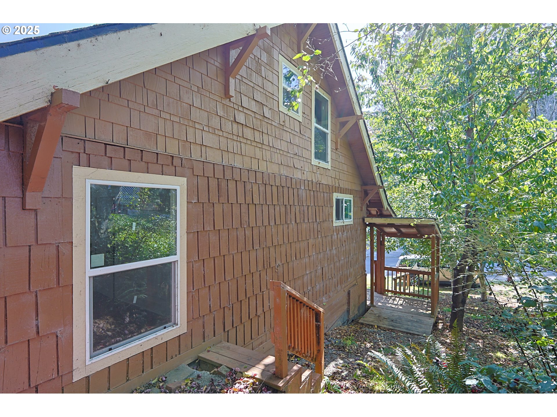 1194 Oregon Avenue Coos Bay, OR 97420 - Photo 26 of 36