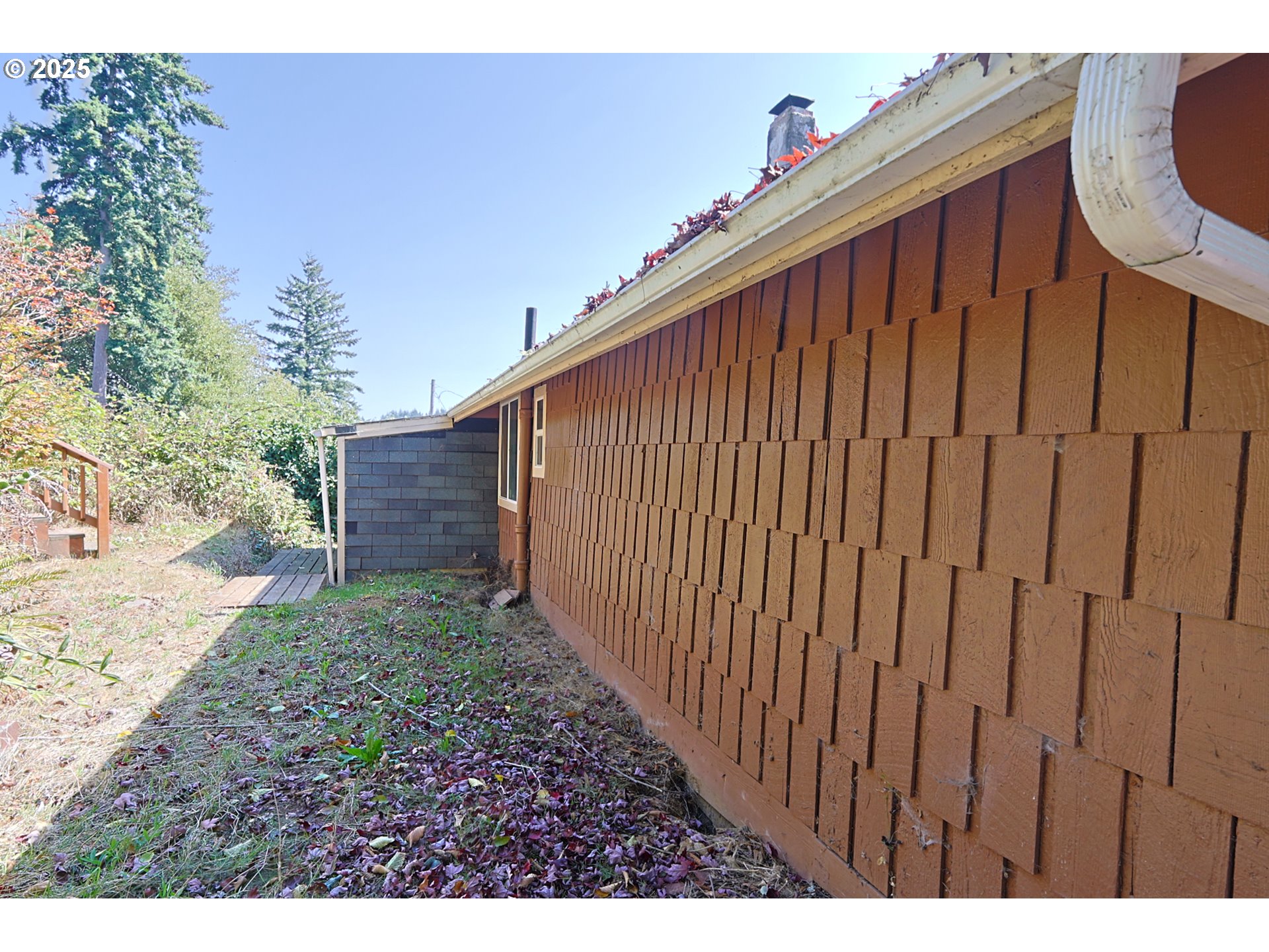 1194 Oregon Avenue Coos Bay, OR 97420 - Photo 27 of 36