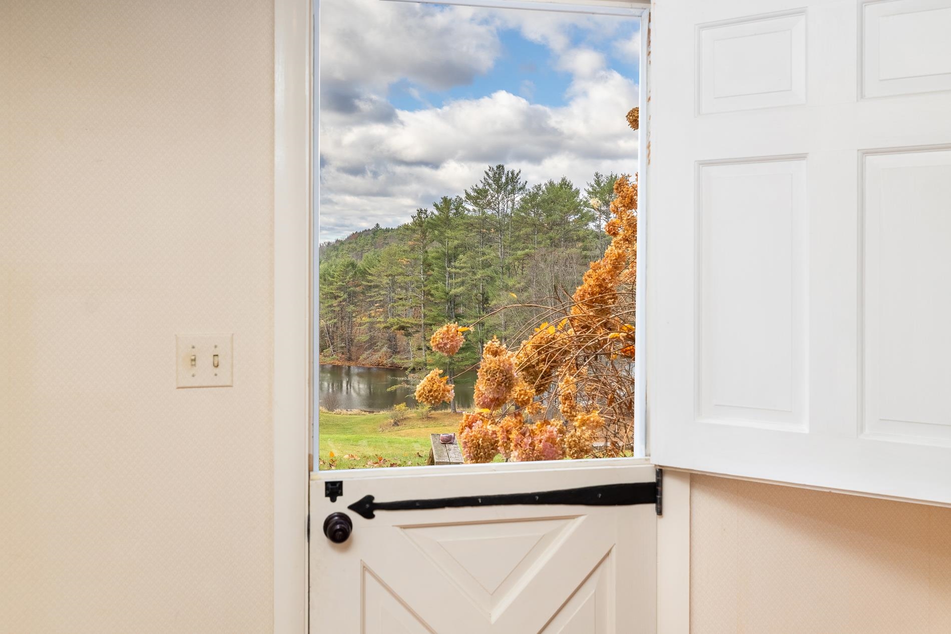 2312 Godfrey Road Thetford, VT 05043 - Photo 27 of 40