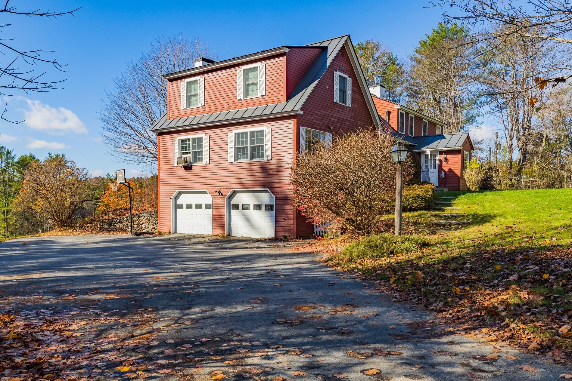2312 Godfrey Road Thetford, VT 05043 - Photo 3 of 40