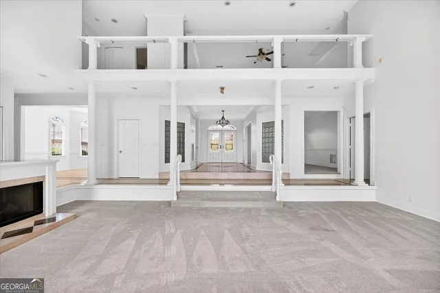 a view of a livingroom with an empty space