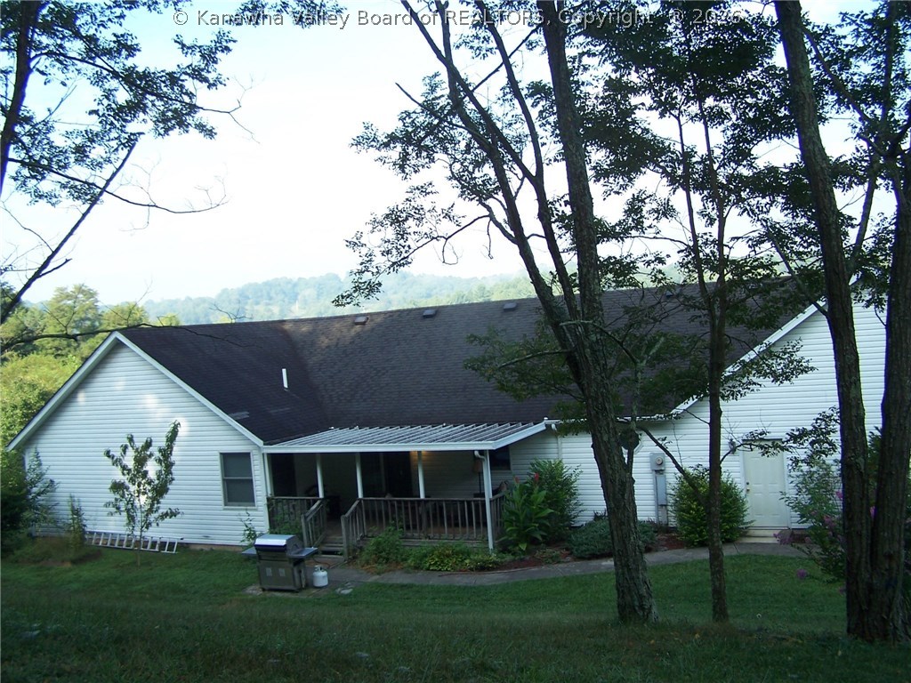 106 Co Rte 13/4 Point Pleasant, WV 25550 - Photo 27 of 30 Gallery Image 27
