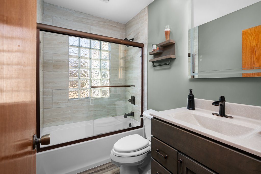 2617 19th Street Moline, IL 61265 - Photo 11 of 36