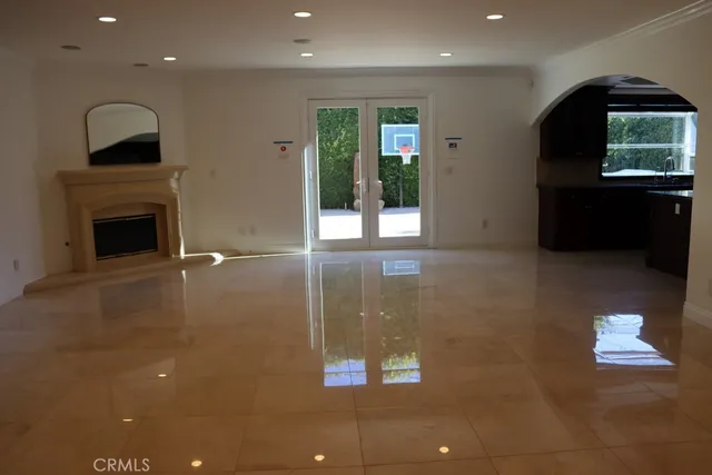 a view of entryway and hall