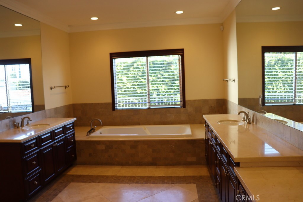 4818 Lemona Avenue Sherman Oaks, CA 91403 - Photo 48 of 64