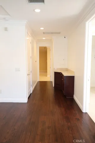 $8,950 | 4818 Lemona Avenue, Sherman Oaks, CA 91403