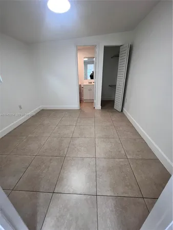 $1,250 | 14763 Southwest 173rd Terrace, Unit 1, Miami, FL 33187