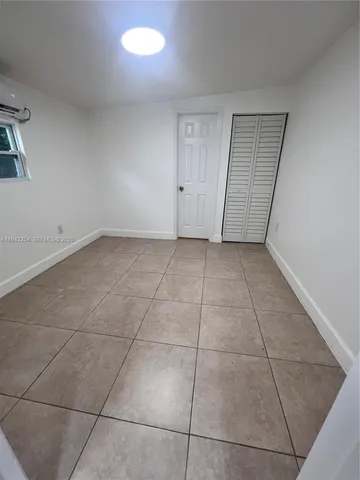 $1,400 | 14763 Southwest 173rd Terrace, Unit 1, Miami, FL 33187