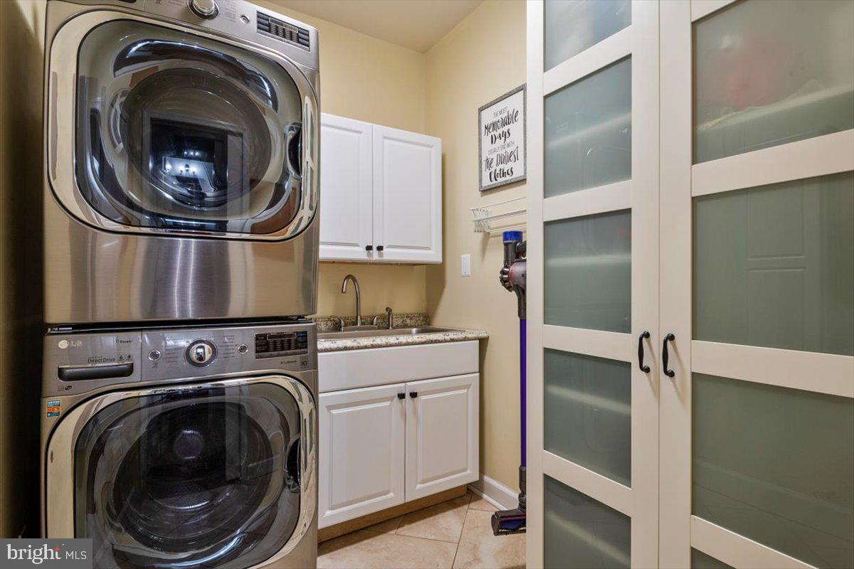 1545 Grays Ford Road Odenton, MD 21113 - Photo 19 of 46 Laundry room