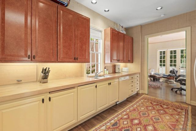 $3,998,000 | 7612 Hillside Drive, La Jolla, CA 92037