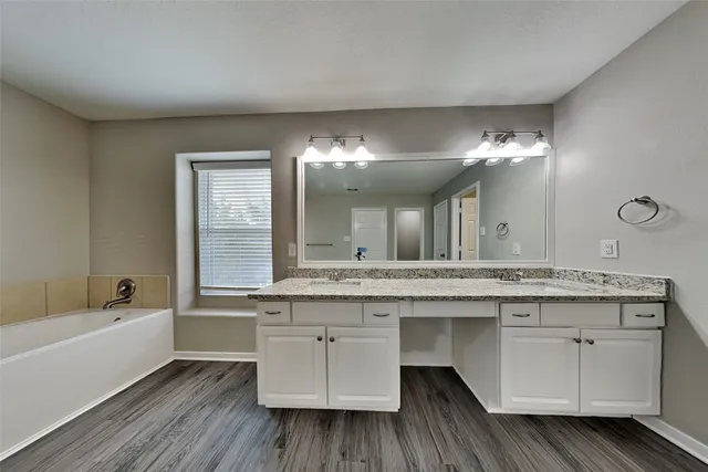 $2,295 | 16825 Greenhouse Street, Conroe, TX 77385