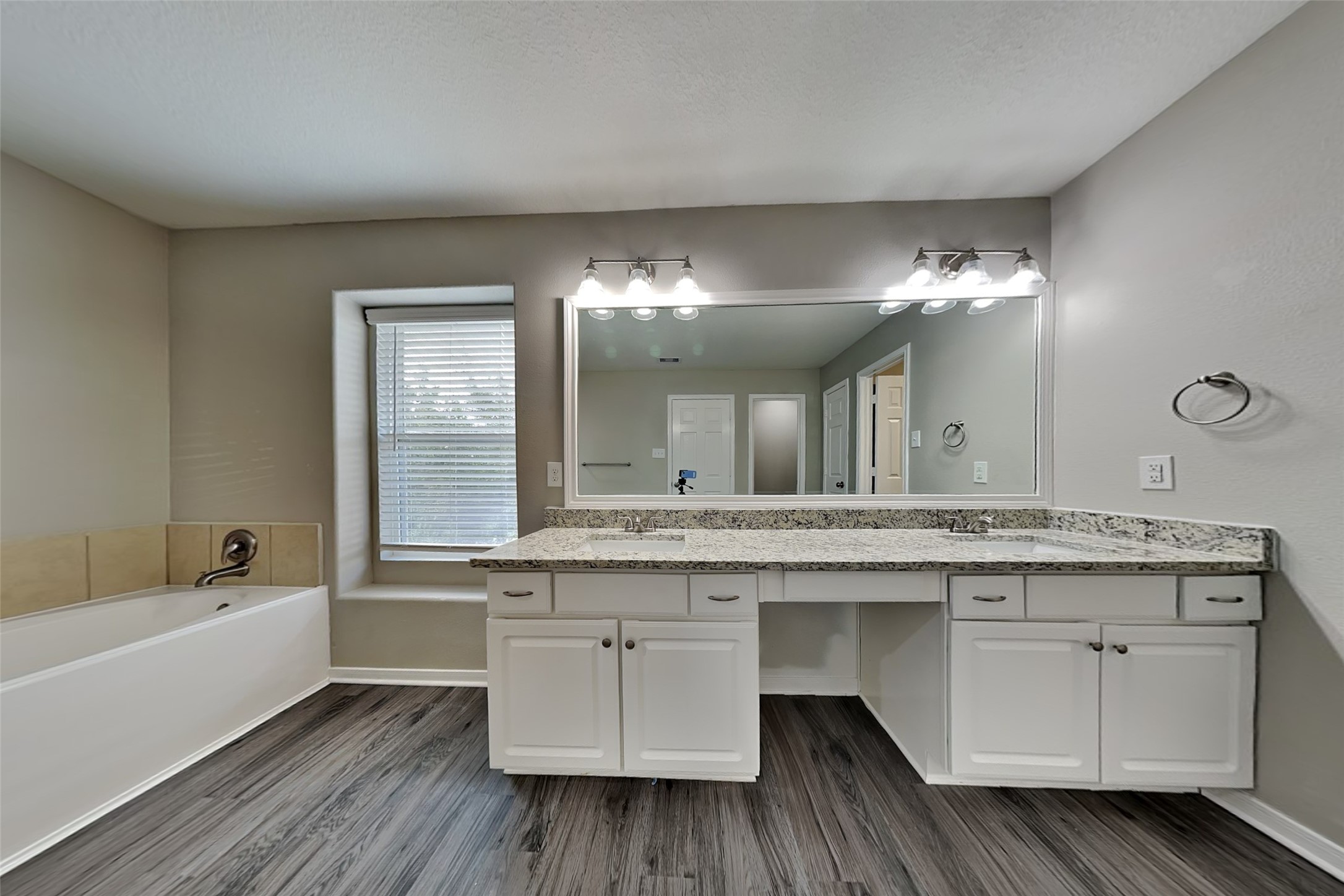 16825 Greenhouse Street Conroe, TX 77385 - Photo 15 of 28