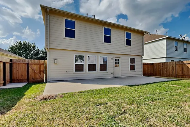 $2,295 | 16825 Greenhouse Street, Conroe, TX 77385