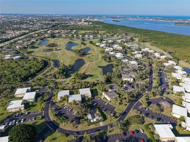 $179,900 | 4 Vista Garden Trail, Unit 107, Vero Beach, FL 32962