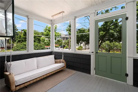$889,000 | 229 6th Street, Providence, RI 02906