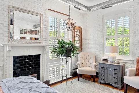 $479,000 | 25 Cedar Street, Unit 17, Amesbury, MA 01913