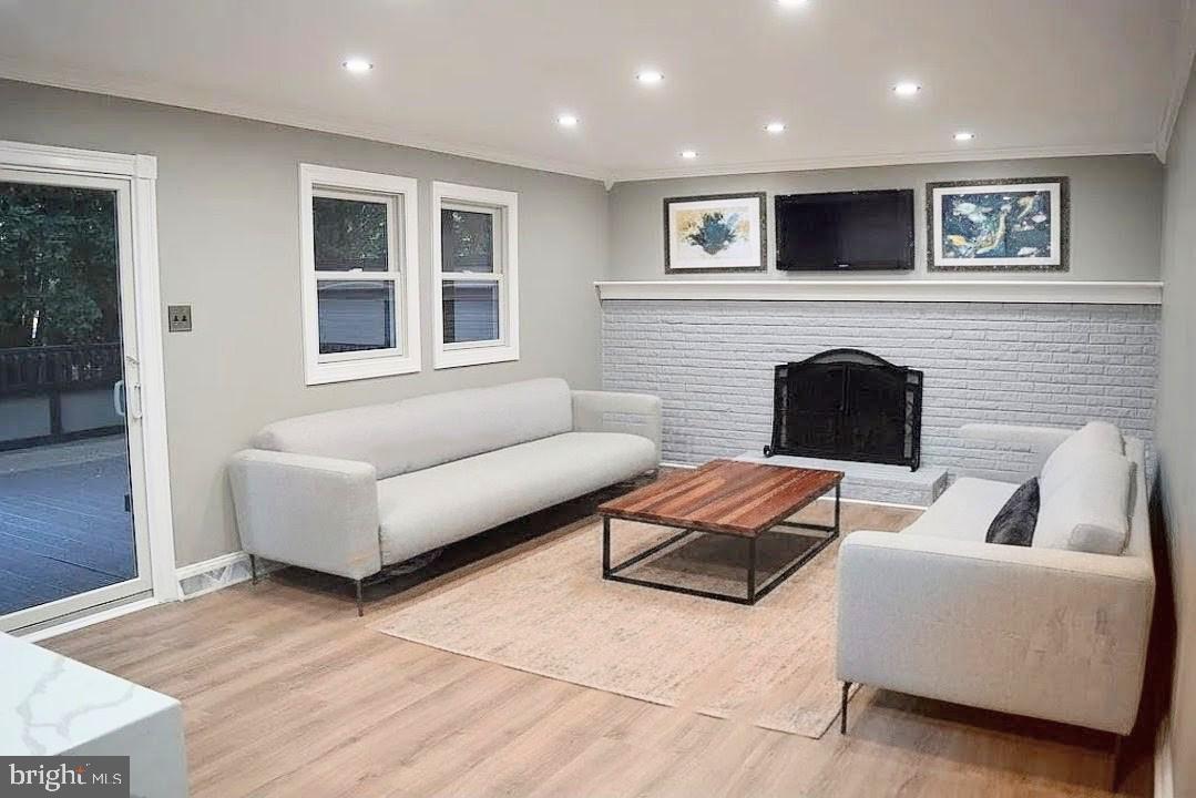 2198 Cambridge Circle Jamison, PA 18929 - Photo 3 of 50