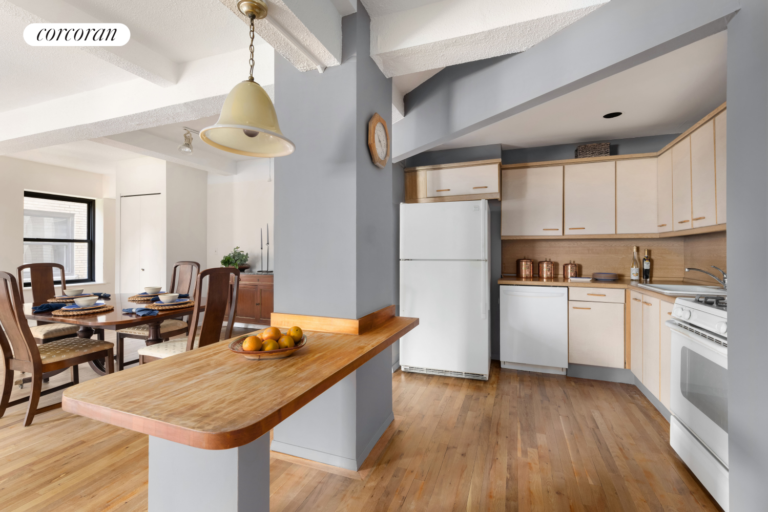 315 West 23rd Street, Unit 10F Manhattan, NY 10011 - Photo 2 of 10