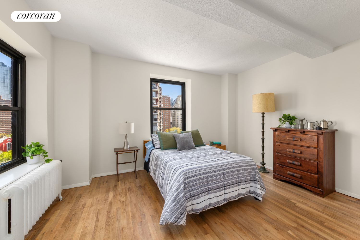 315 West 23rd Street, Unit 10F Manhattan, NY 10011 - Photo 8 of 10