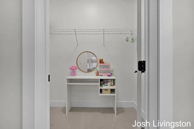 $500,000 | 144 Tamarack Lane Northeast, Unit 1B, Rockford, MI 49341