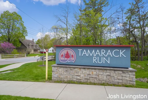 $490,000 | 144 Tamarack Lane Northeast, Unit 1B, Rockford, MI 49341