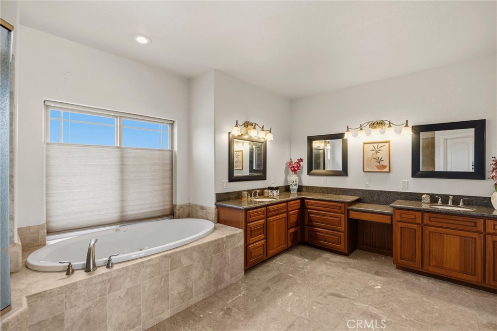 10197 Lott Road Durham, CA 95938 - Photo 33 of 70