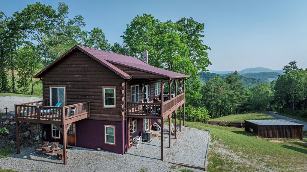 1029 York Ridge Road Mouth Of Wilson, VA 24363 - Photo 8 of 44 Gallery Image 8
