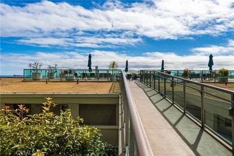 $899,000 | 1000 East Ocean Boulevard, Unit 613, Long Beach, CA 90802