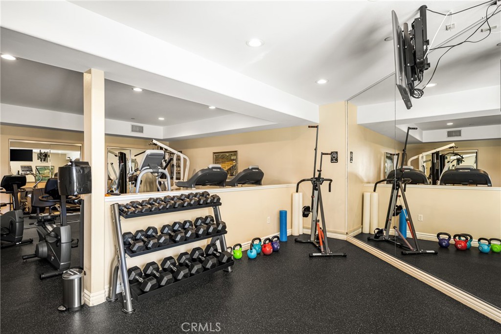 1000 East Ocean Boulevard, Unit 613 Long Beach, CA 90802 - Photo 58 of 65 a view of gym