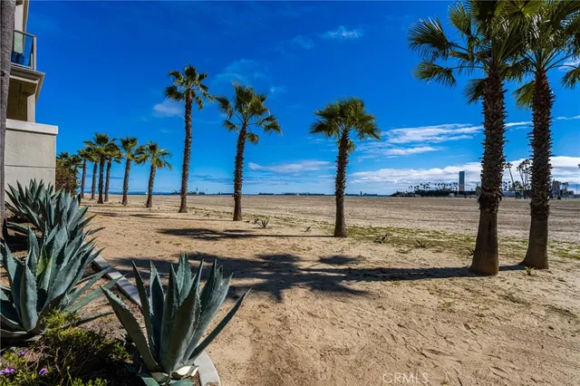 $899,000 | 1000 East Ocean Boulevard, Unit 613, Long Beach, CA 90802