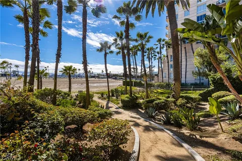 $899,000 | 1000 East Ocean Boulevard, Unit 613, Long Beach, CA 90802