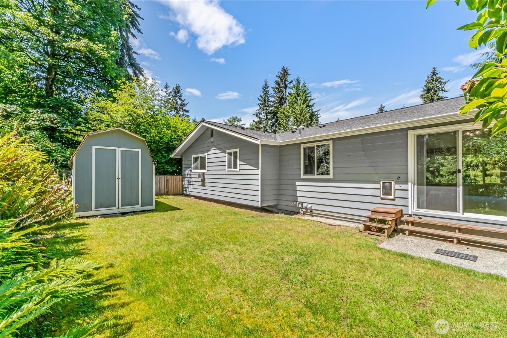 8830 Shell Place Edmonds, WA 98026 - Photo 35 of 39