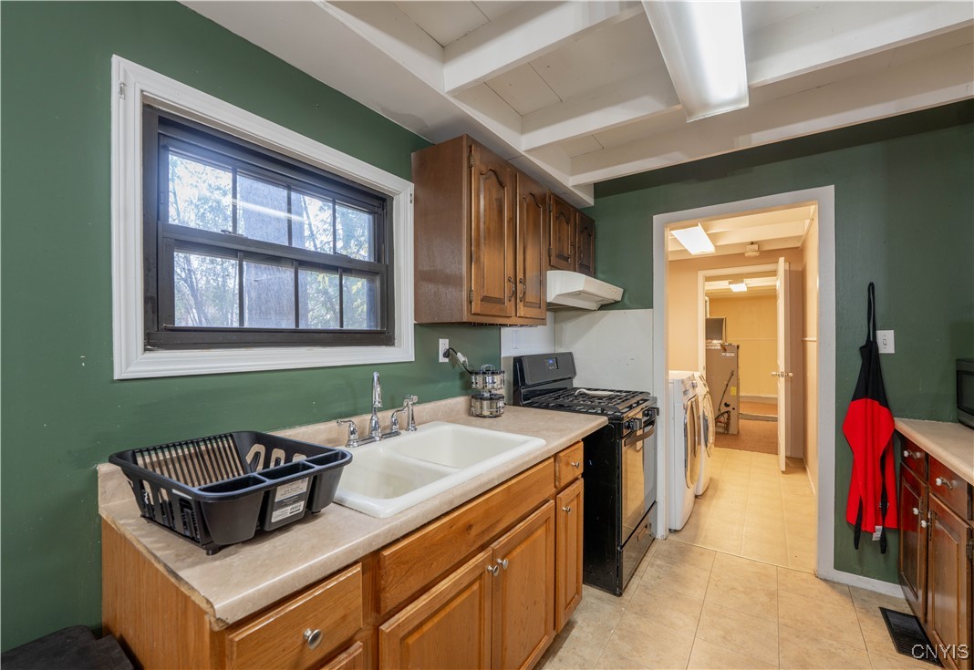 424 Rugby Road Utica, NY 13502 - Photo 16 of 39 Gallery Image 16
