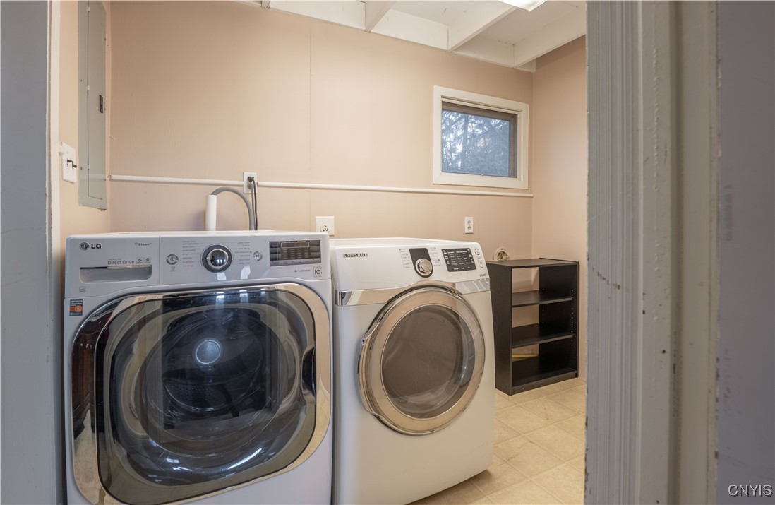 424 Rugby Road Utica, NY 13502 - Photo 19 of 39 Gallery Image 19