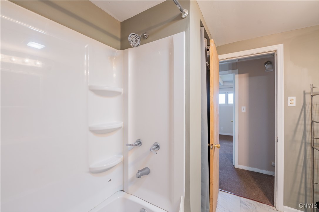 424 Rugby Road Utica, NY 13502 - Photo 32 of 39 Gallery Image 32