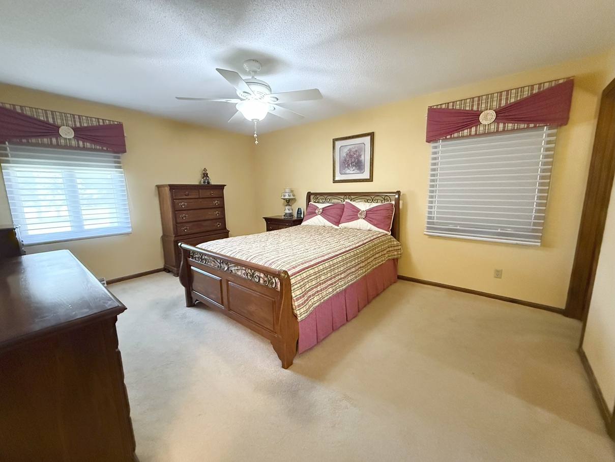 300 Fieldstone Lane Dixon, IL 61021 - Photo 12 of 34 a bedroom with a bed and window