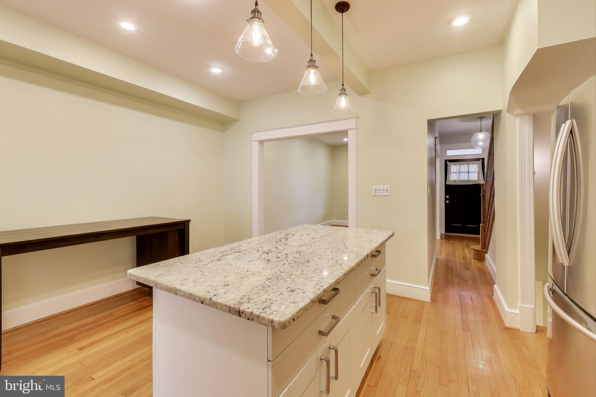 628 Madison Street Northwest Washington, DC 20011 - Photo 4 of 47