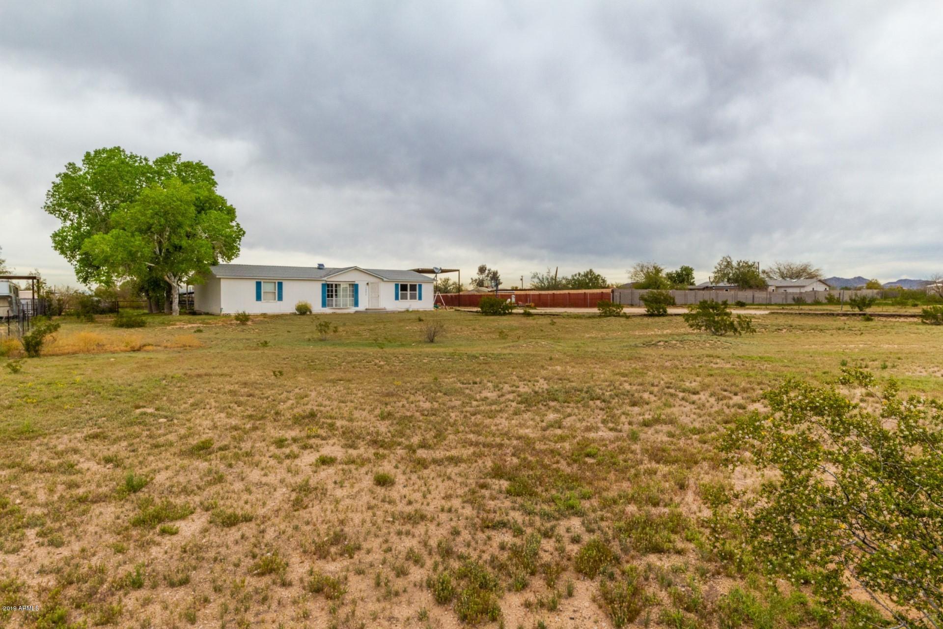 19854 West Ray Road Buckeye, AZ 85326 - Photo 4 of 26 24