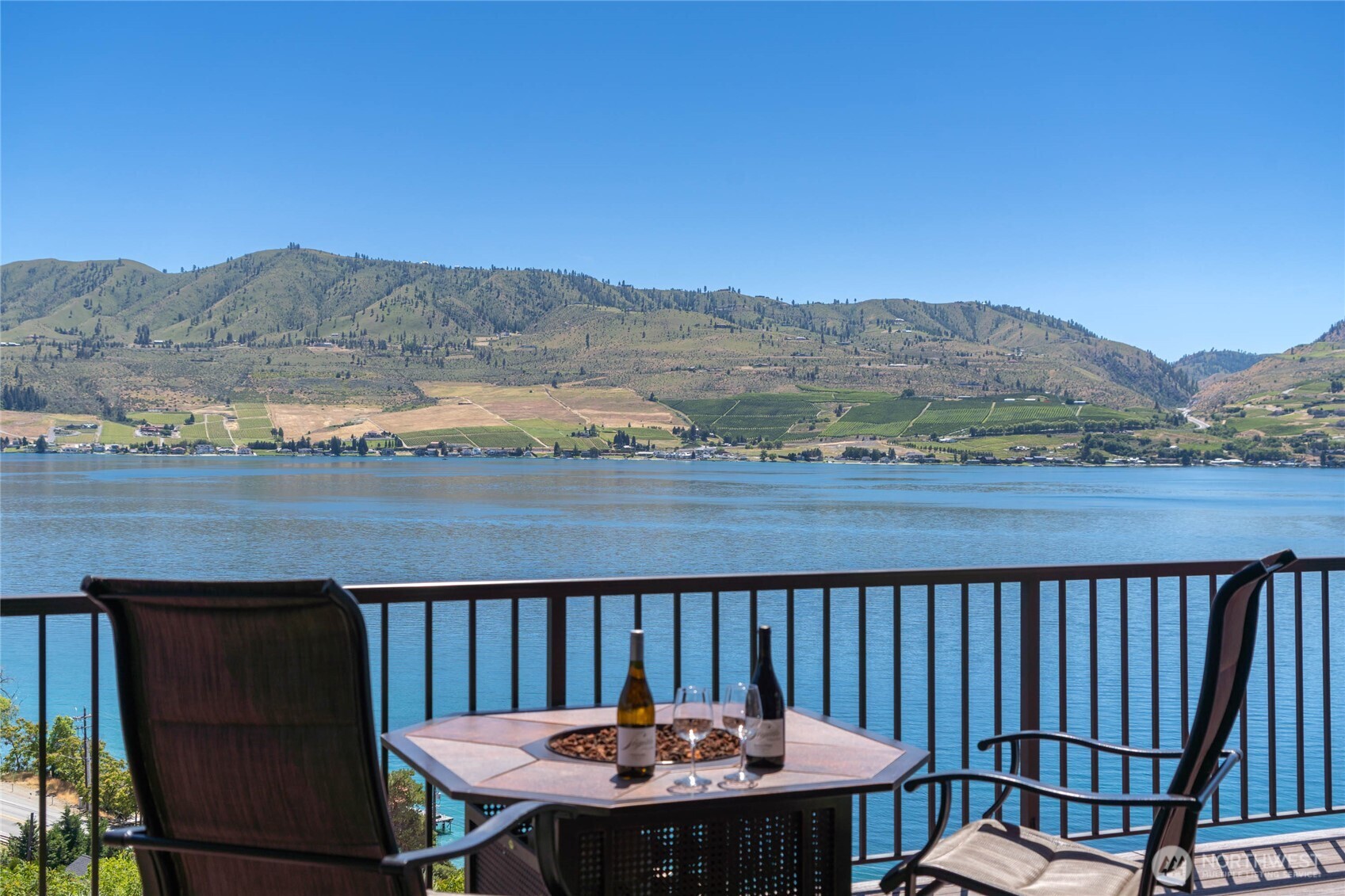 229 Apple Avenue Chelan, WA 98816 - Photo 12 of 40