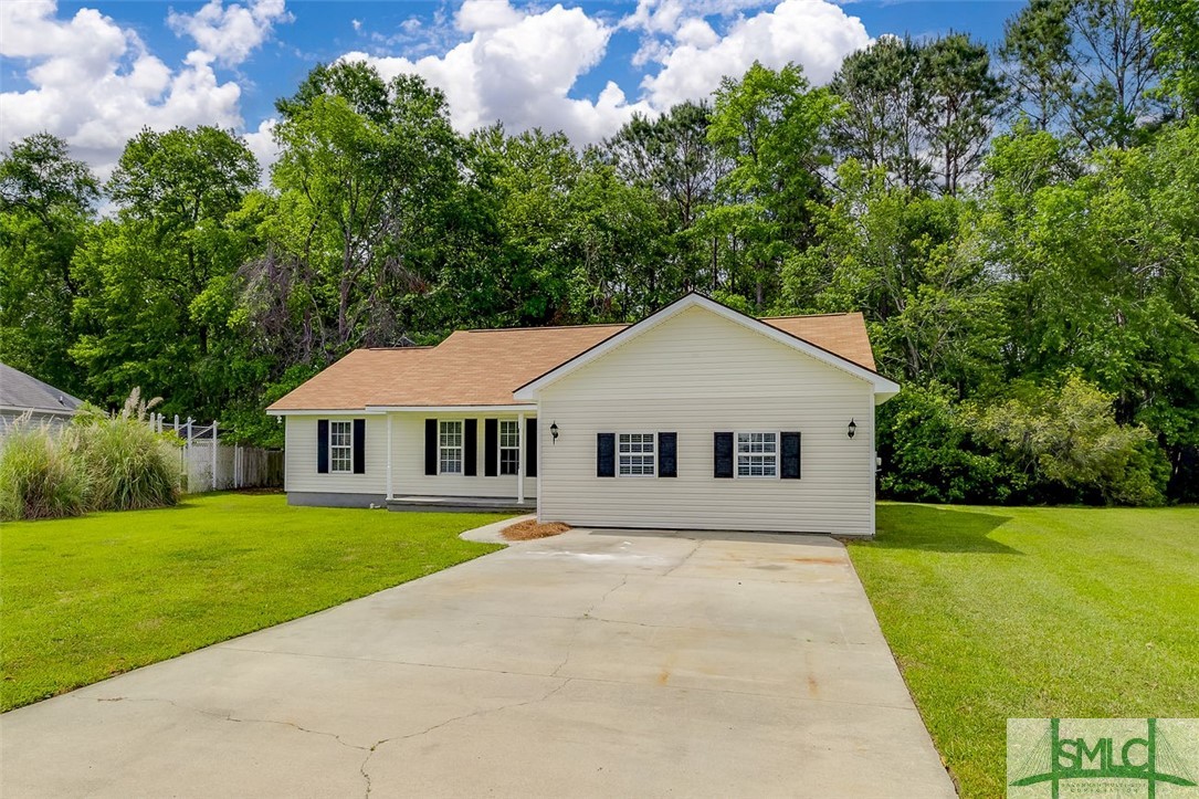 126 Four Oaks Court Rincon, GA 31326 - Photo 3 of 31