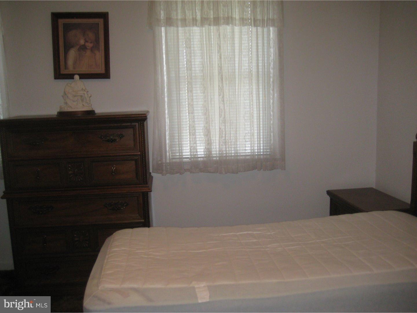 9078 Wesleyan Road Philadelphia, PA 19136 - Photo 11 of 20 Bedroom - Main
