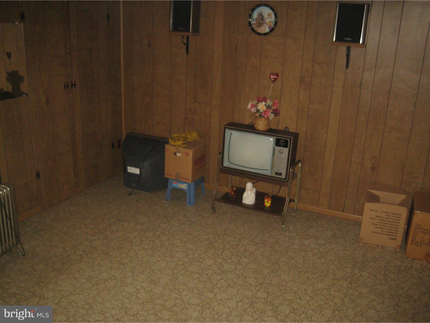 9078 Wesleyan Road Philadelphia, PA 19136 - Photo 17 of 20 Basement - Finished