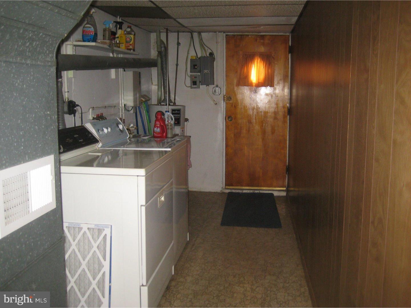 9078 Wesleyan Road Philadelphia, PA 19136 - Photo 19 of 20 Basement - Finished