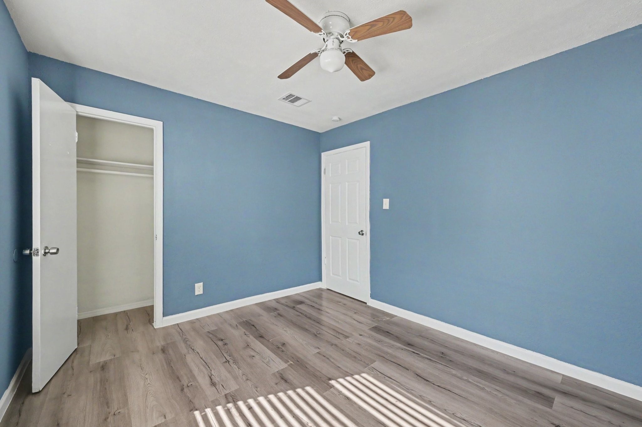 716 Hargest Street, Unit B Prairie View, TX 77445 - Photo 5 of 15 Gallery Image 5