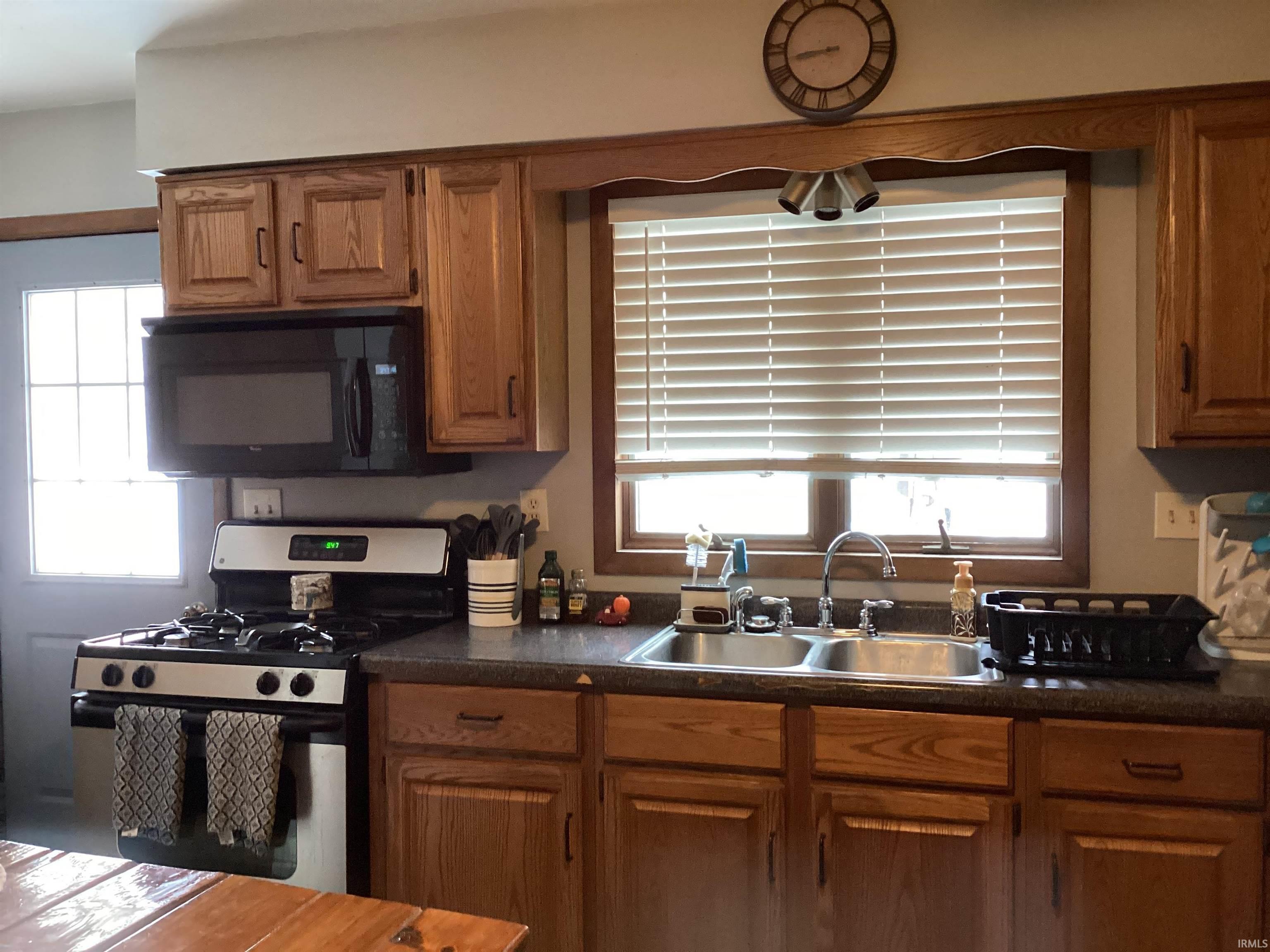 108 North 11th Street Decatur, IN 46733 - Photo 18 of 28