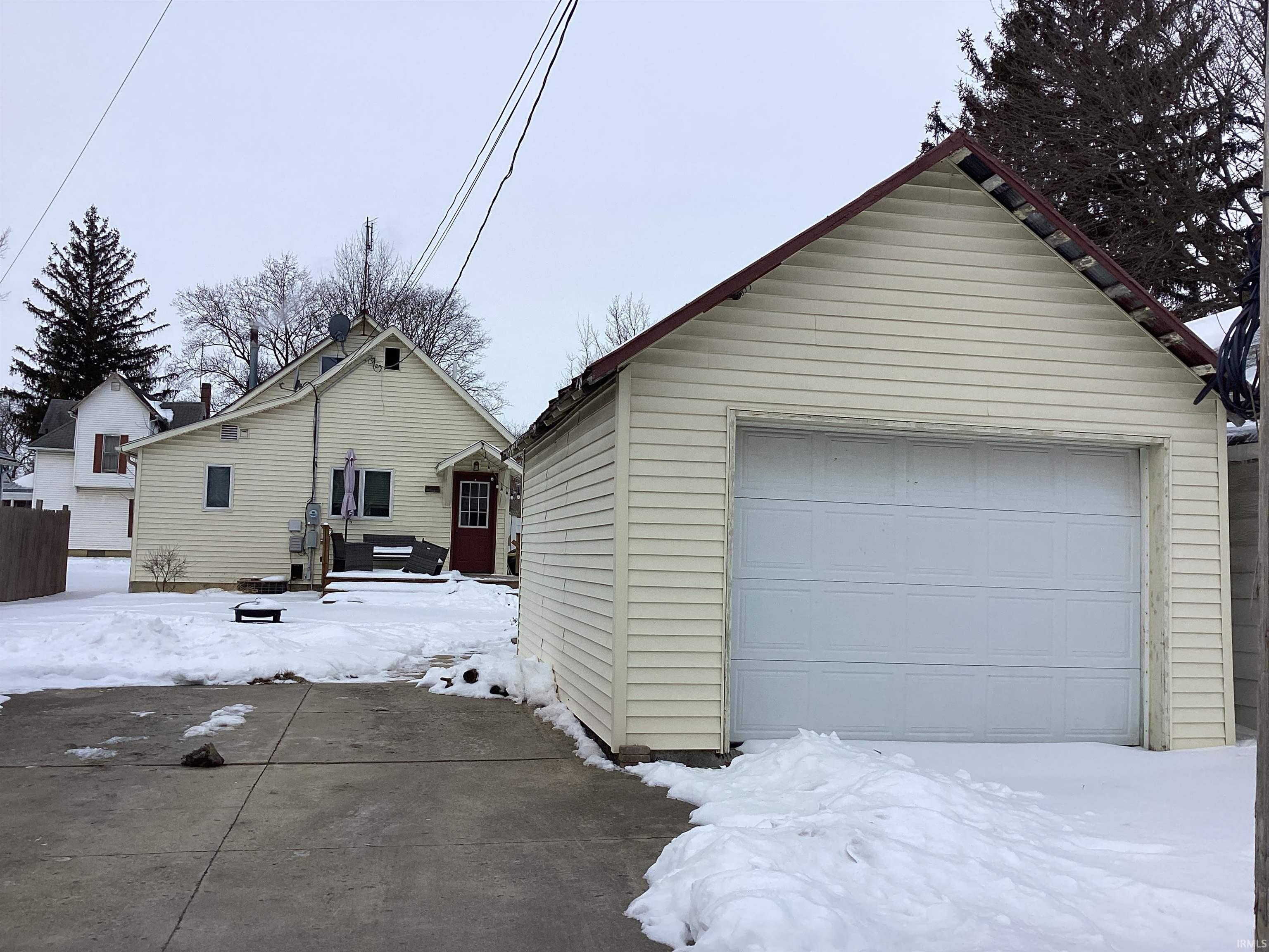 108 North 11th Street Decatur, IN 46733 - Photo 6 of 28