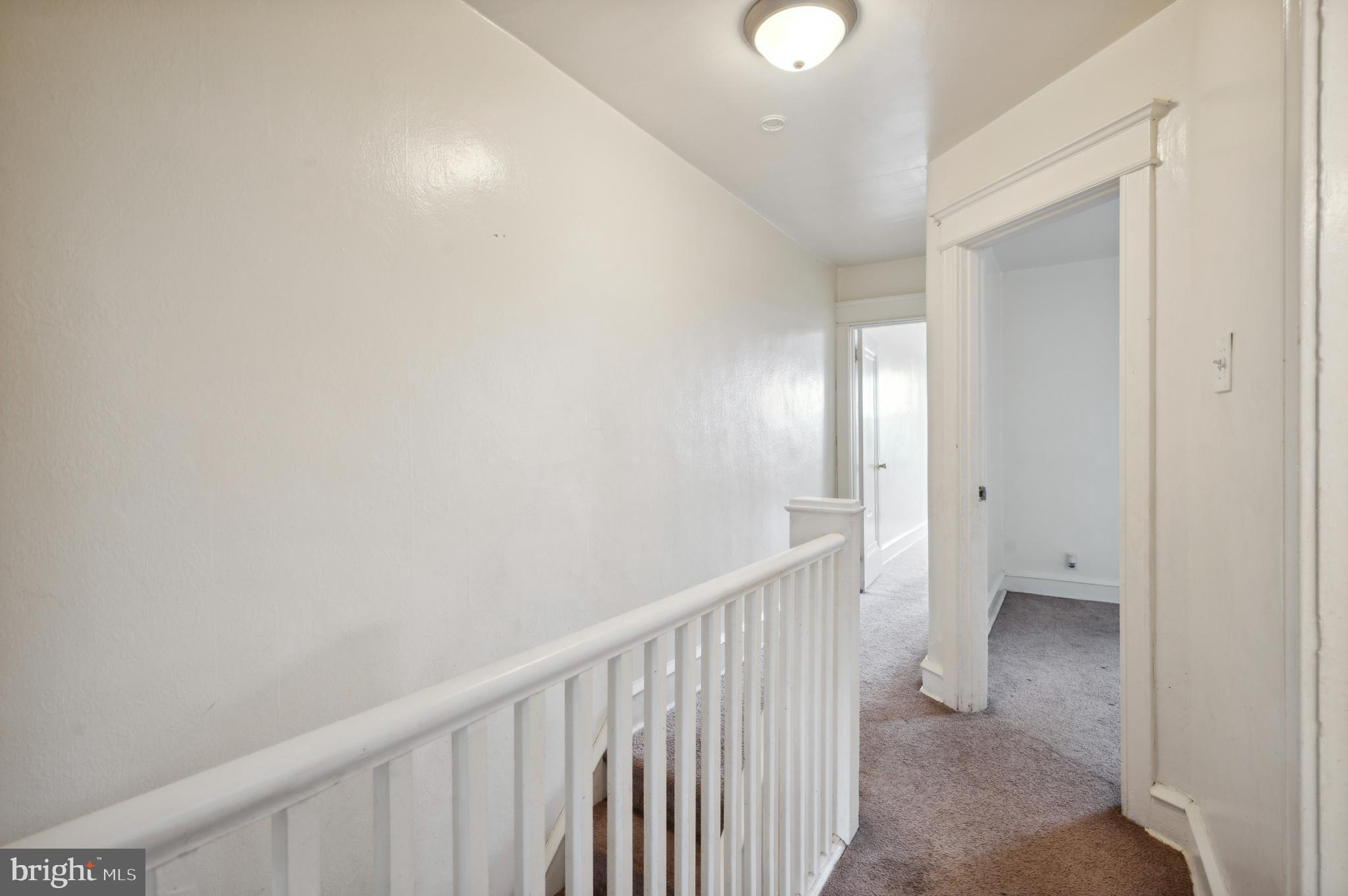 275 Copley Road Upper Darby, PA 19082 - Photo 23 of 24 2nd Floor Hallway