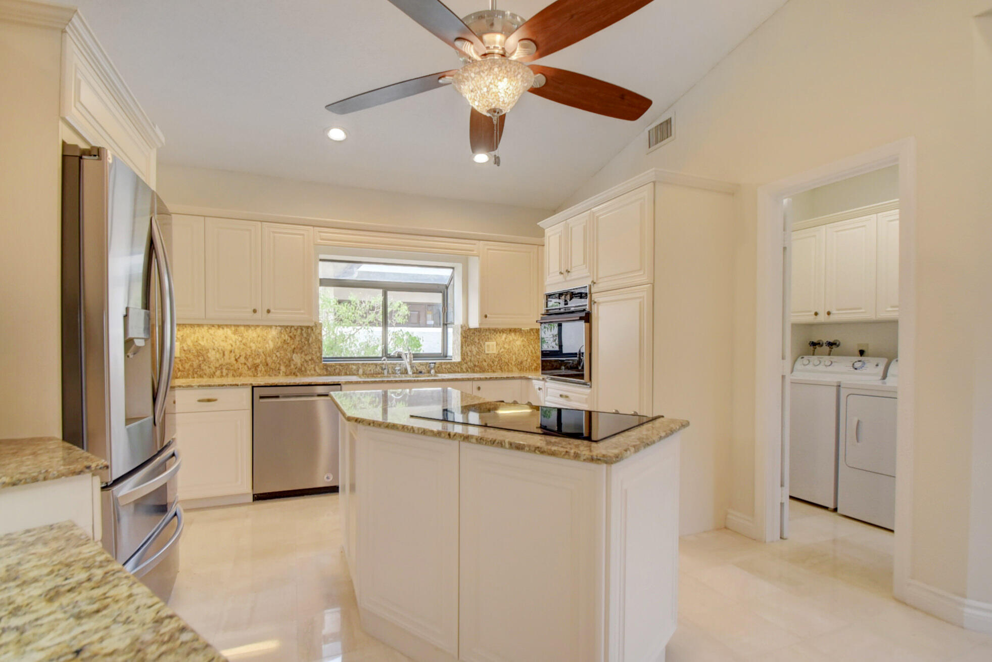 22595 Esplanada Circle Boca Raton, FL 33433 - Photo 20 of 50 22595 Esplanada Cir W