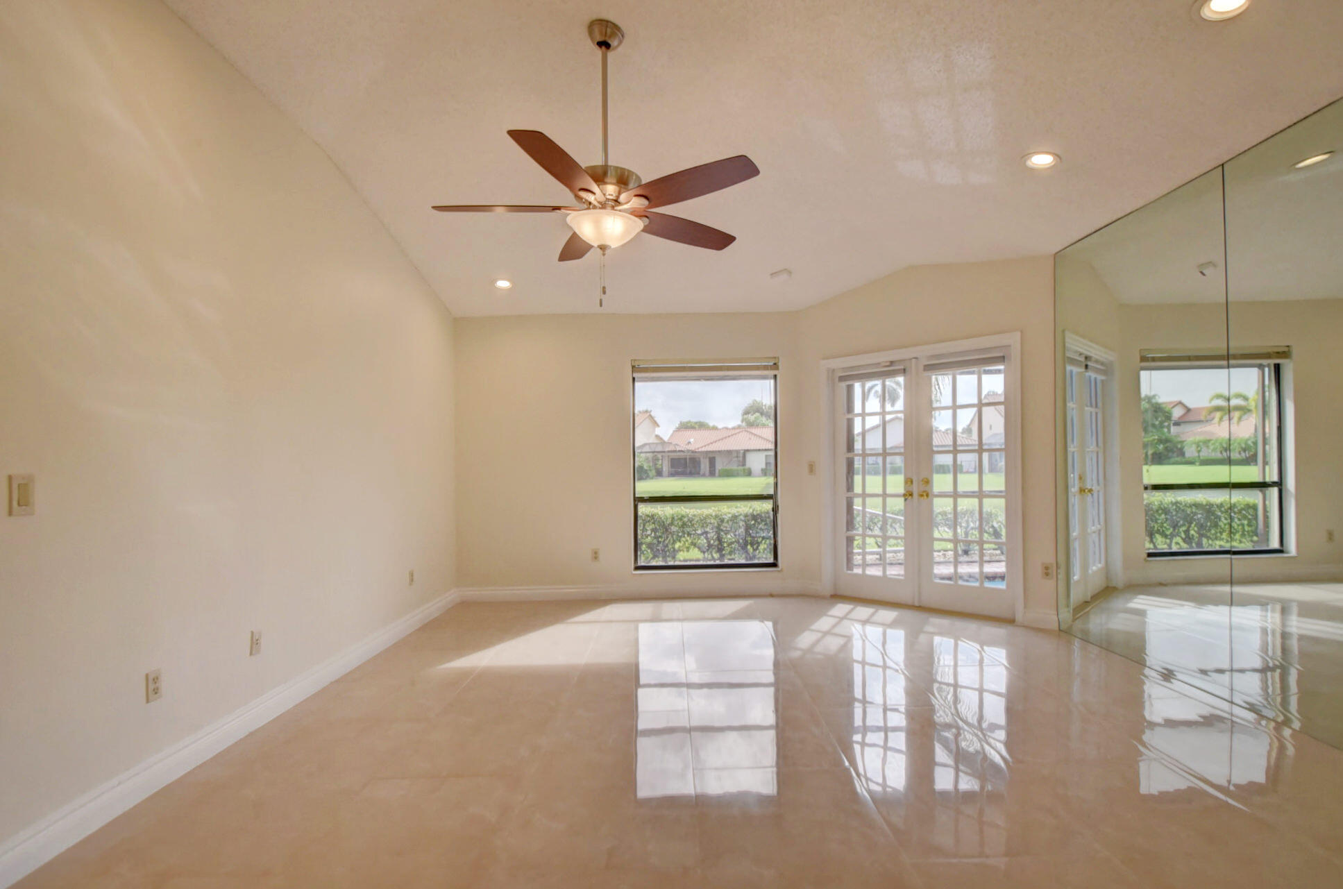 22595 Esplanada Circle Boca Raton, FL 33433 - Photo 24 of 50 22595 Esplanada Cir W