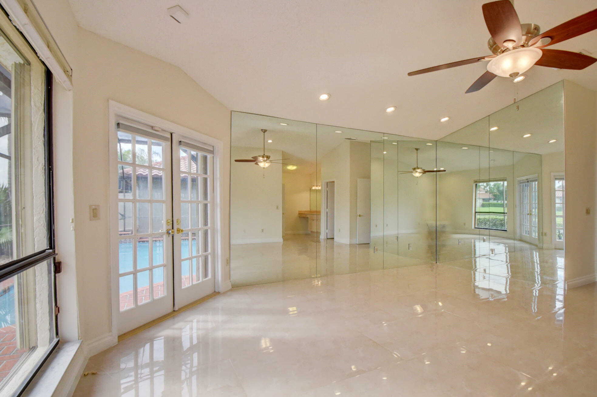 22595 Esplanada Circle Boca Raton, FL 33433 - Photo 28 of 50 22595 Esplanada Cir W